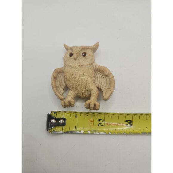 3D Resin Owl Magnet Ivory Textured with Sequin Eyes Rustic Woodland Home Decor - Picture 2 of 7